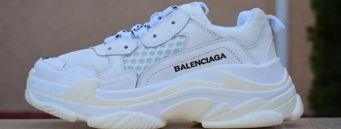 Как сидят кроссовки Balenciaga? Руководство по размеру, посадке и стилю