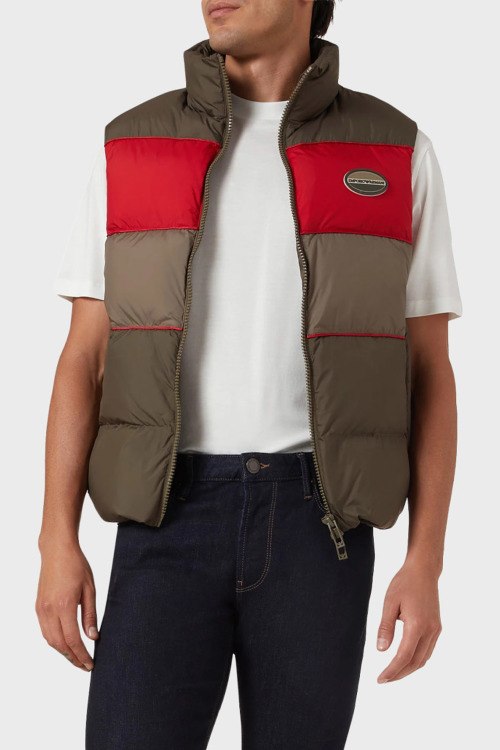 Утепленный жилет Armani