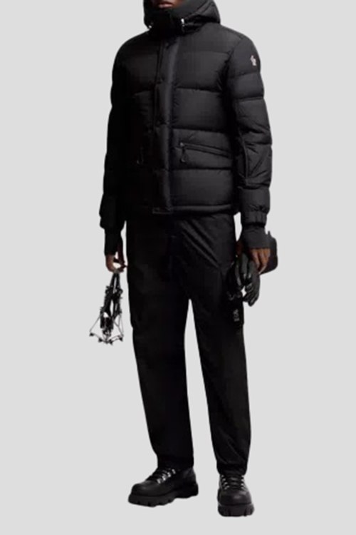 Горнолыжная экипировка Moncler