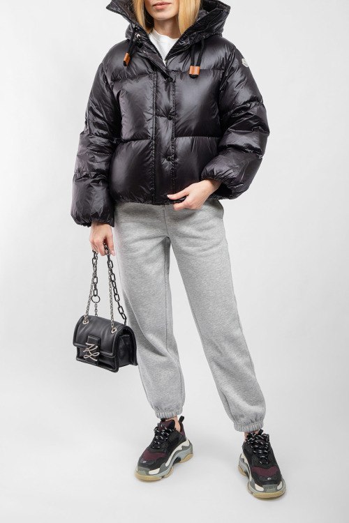 Пуховик Moncler
