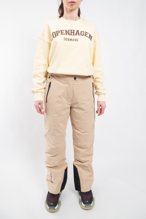 Горнолыжная экипировка Moncler