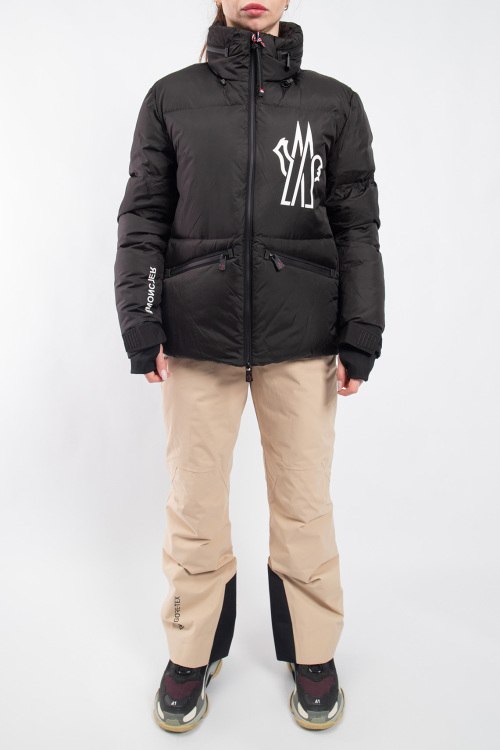 Горнолыжная экипировка Moncler