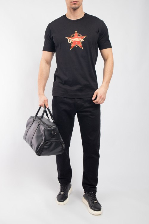 Футболка Givenchy