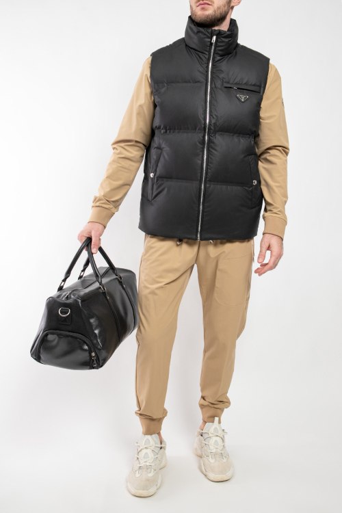 Утепленный жилет Prada