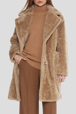 Одежда с мехом Hugo Boss