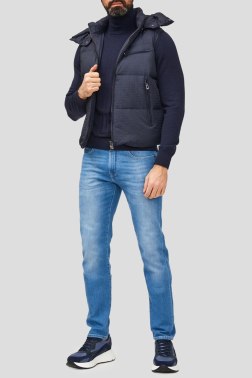 Утепленный жилет Armani