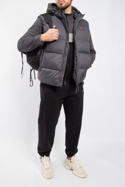 Утепленный жилет Armani