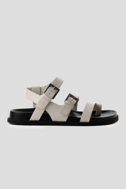 Босоножки без каблука Le Berdes