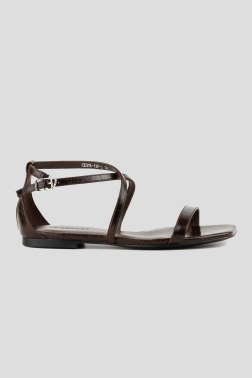 Босоножки без каблука Le Berdes