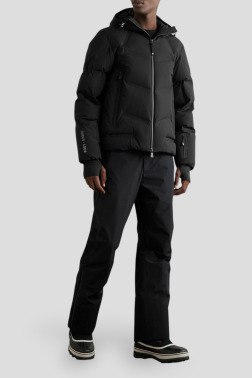 Горнолыжная экипировка Moncler