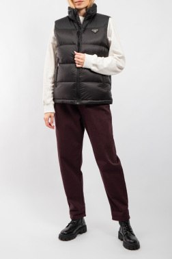 Утепленный жилет Prada