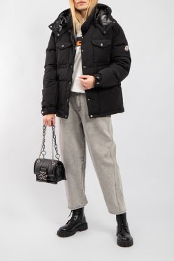 Пуховик Moncler
