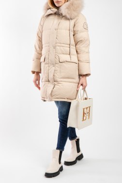 Пуховик Moncler