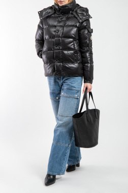 Пуховик Moncler