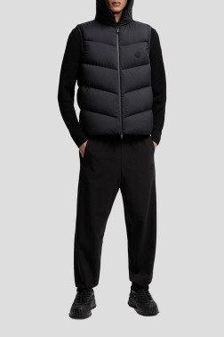 Утепленный жилет Moncler