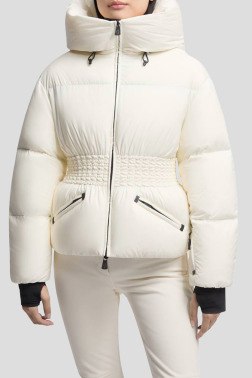Горнолыжная экипировка Moncler