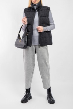 Утепленный жилет Diego M
