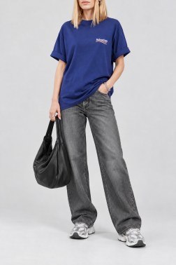 Женская футболка Balenciaga