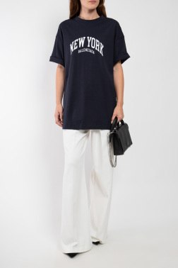 Женская футболка Balenciaga