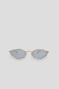 Солнцезащитные очки Miu Miu