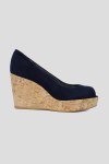 Туфли на танкетке Stuart Weitzman