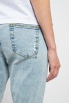 Джинсы бойфренд Iceberg