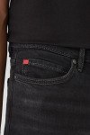 Джинсовые шорты Hugo Boss
