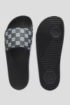 Вьетнамки и слайдеры Hugo Boss