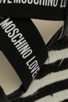 Босоножки на каблуке Moschino