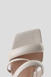 Босоножки на каблуке Le Berdes