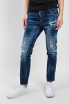 Джинсы бойфренд Dsquared2