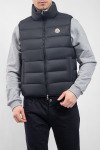 Утепленный жилет Moncler