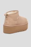 Сапоги на меху UGG Australia