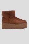 Сапоги на меху UGG Australia
