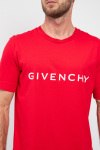 Футболка Givenchy