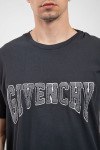 Футболка Givenchy