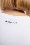 Женская футболка No Secrets